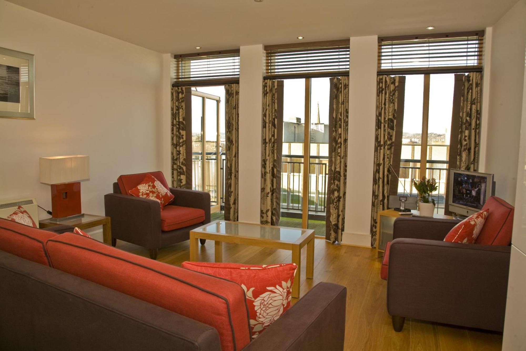 Bridge Street Apartments Inverness Exterior photo
